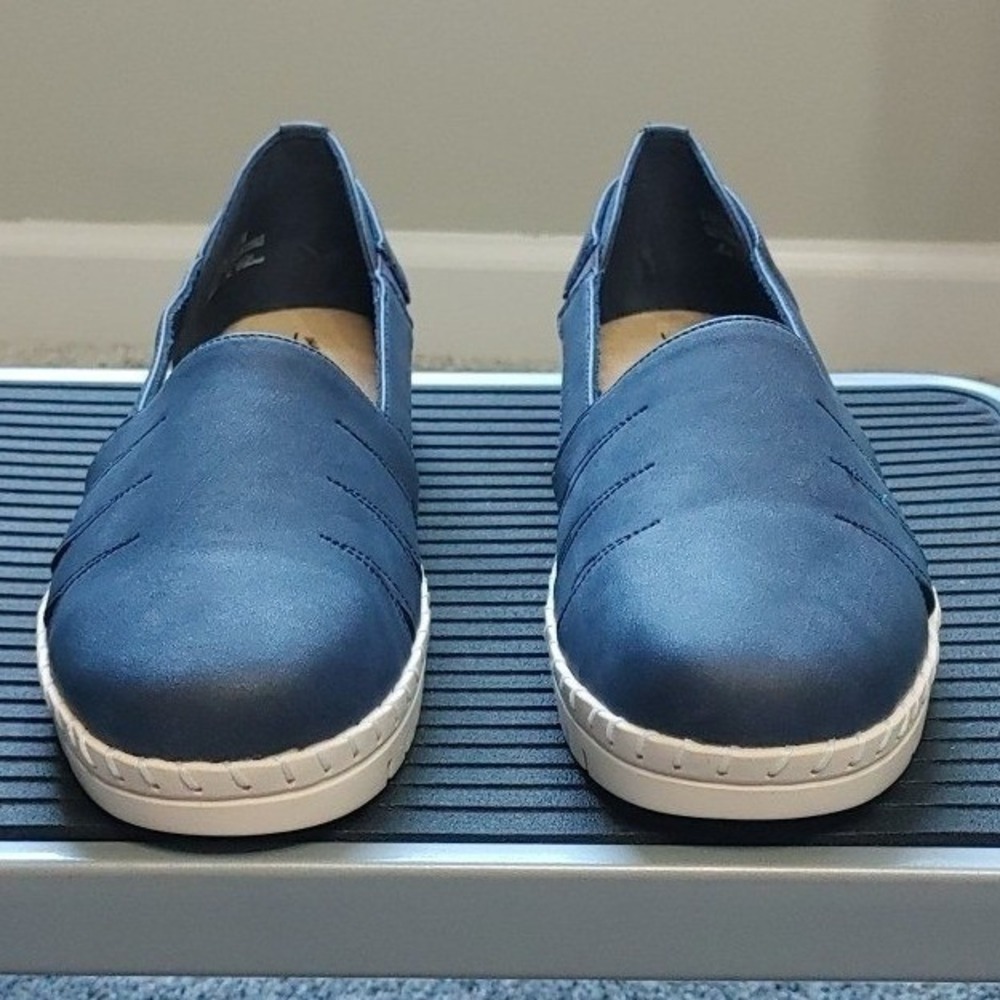 Easy Street Bugsy Navy / Gore Women's Slip On Shoes Sz. 6.5 M NIB 31-7245 - Picture 3 of 12